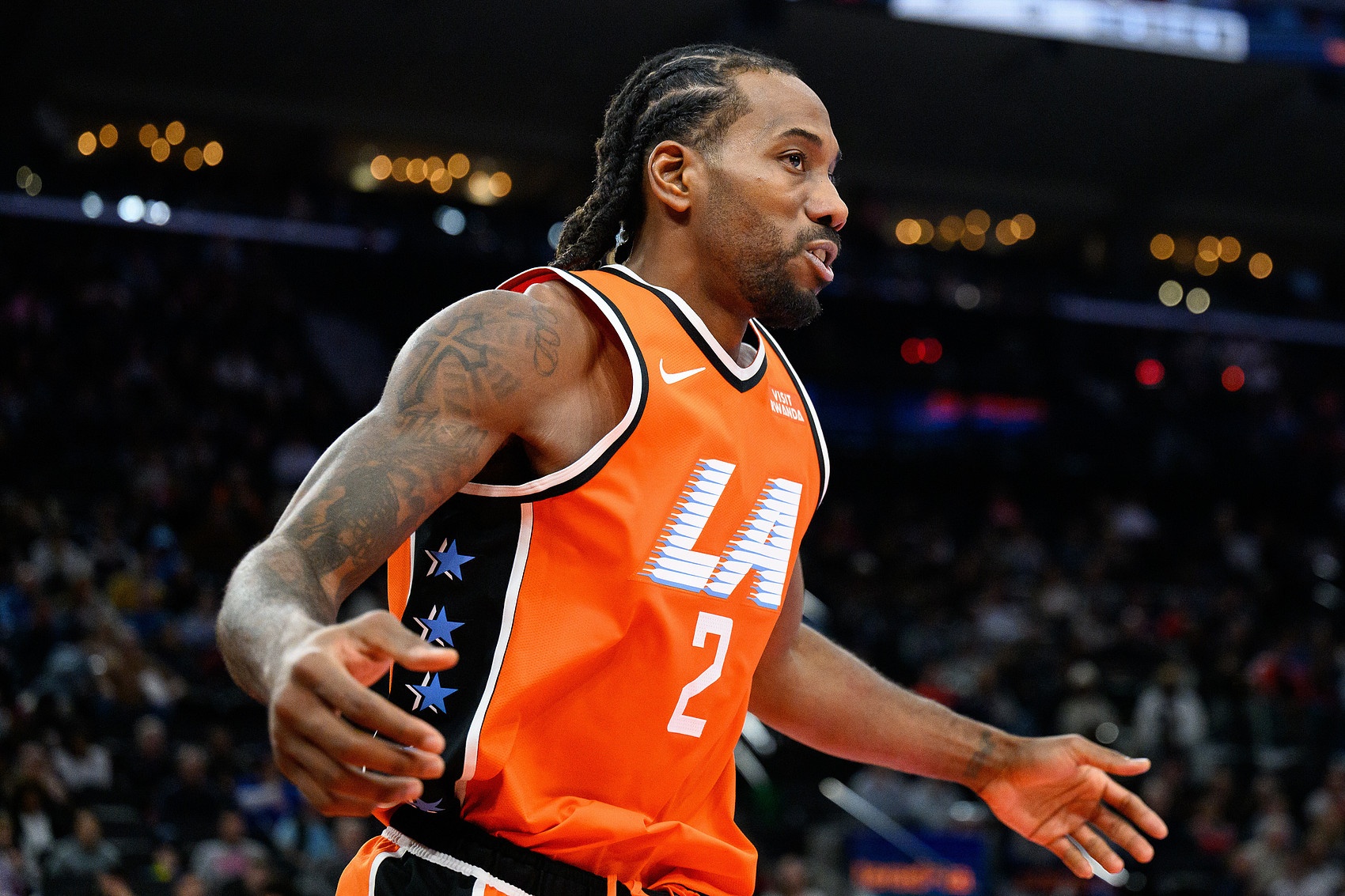 雷速官网-快船近12战10胜2负&amp;进攻效率122&amp;小卡场均32.7分 同期皆联盟最多